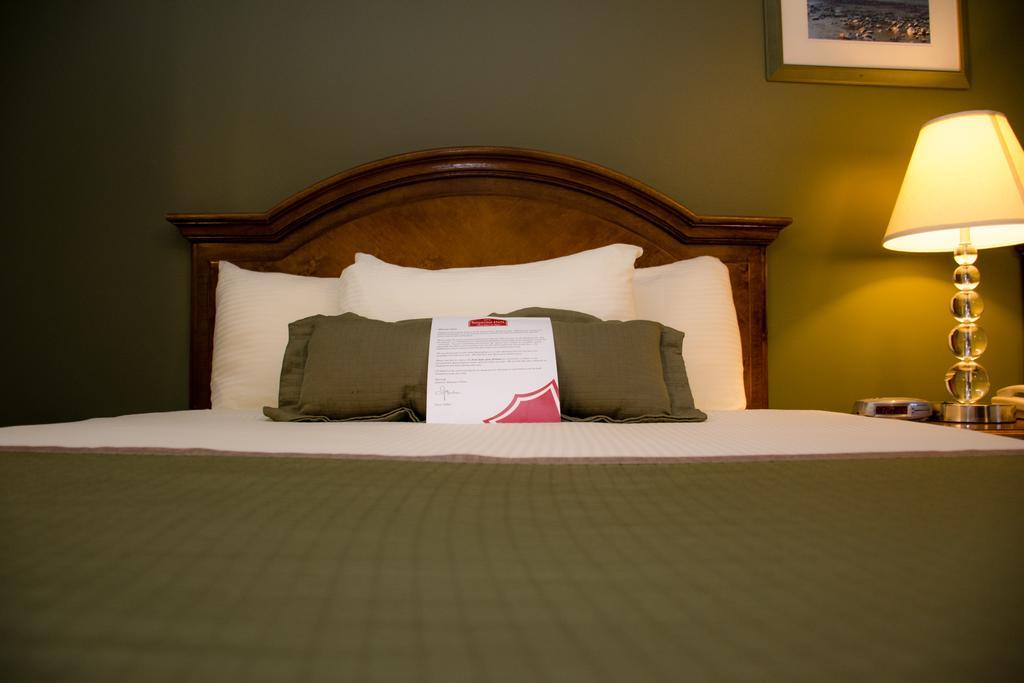 Ramada By Wyndham Medicine Hat Luaran gambar