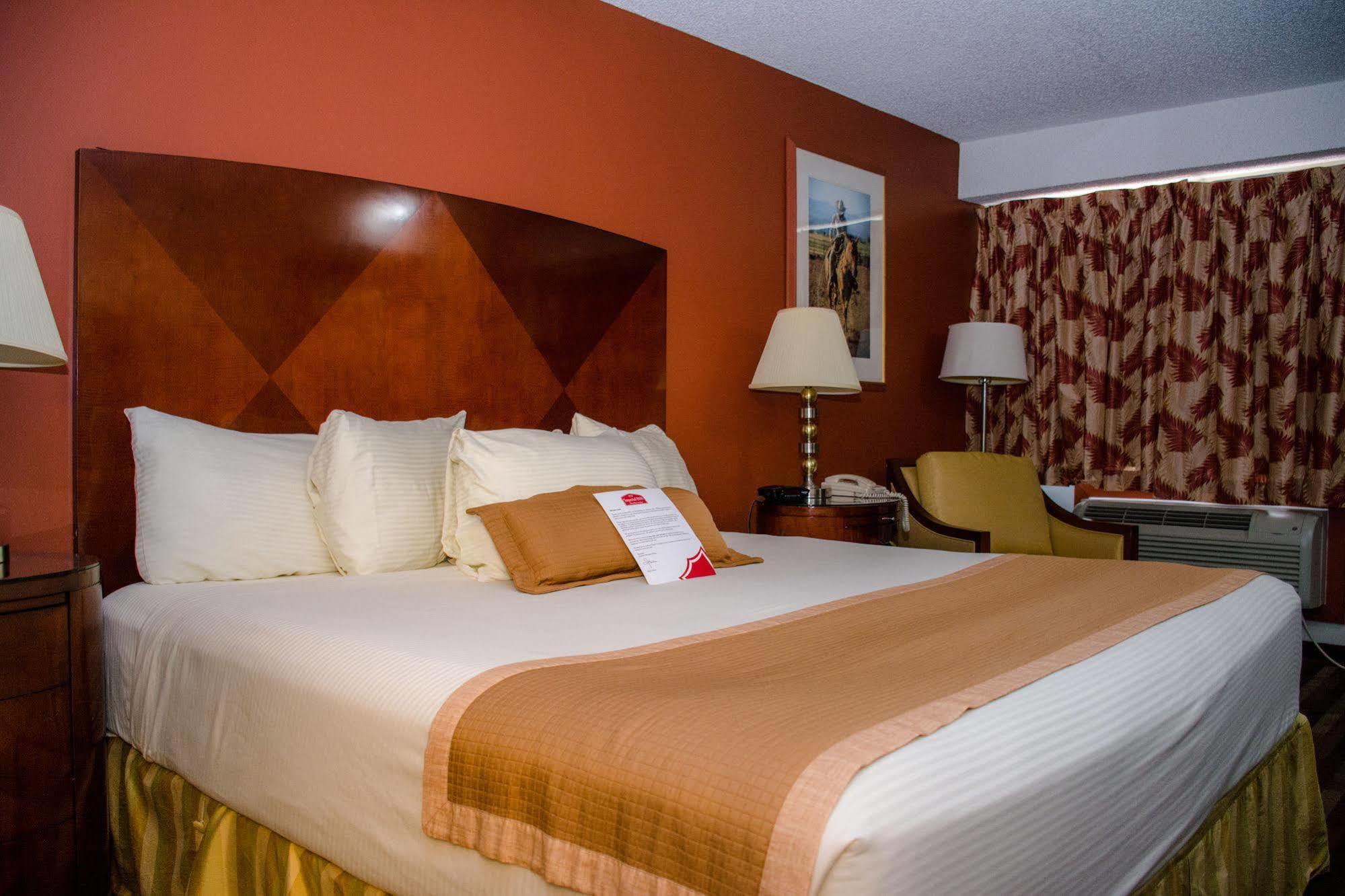 Ramada By Wyndham Medicine Hat Luaran gambar