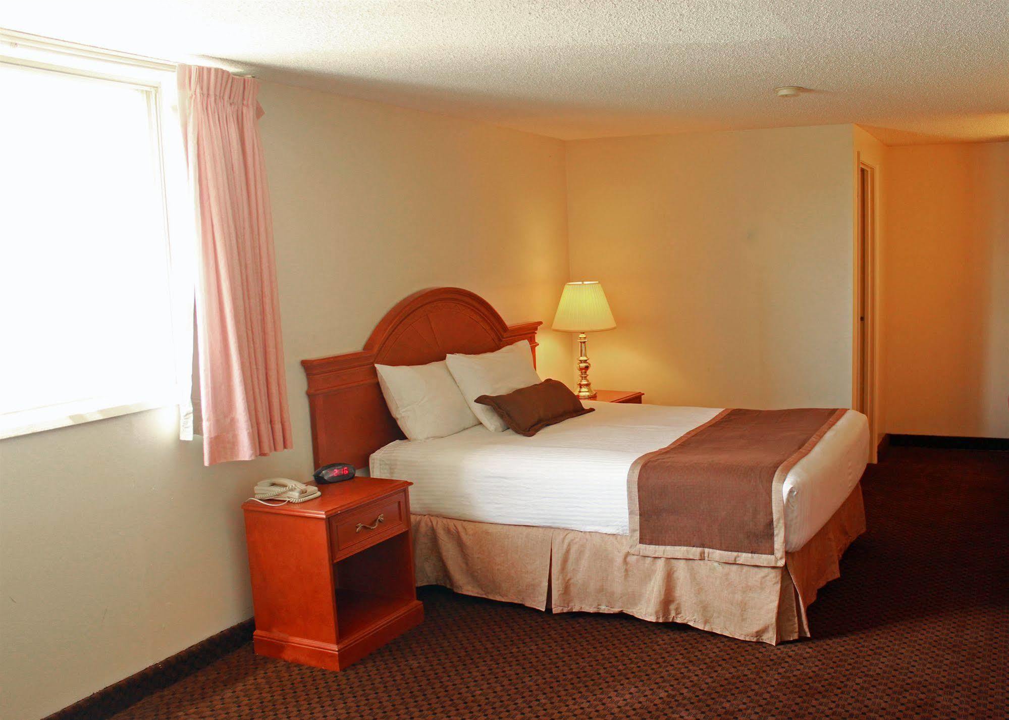 Ramada By Wyndham Medicine Hat Luaran gambar